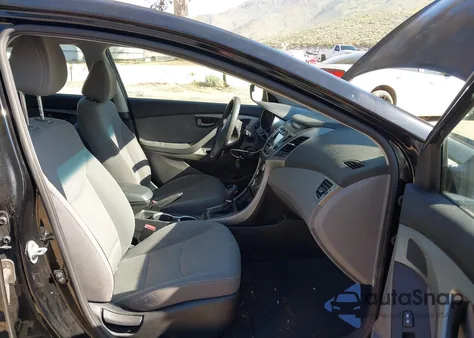 2015 Hyundai Elantra Se z USA, uszkodzony, nr VIN KMHDH4AE6FU436490